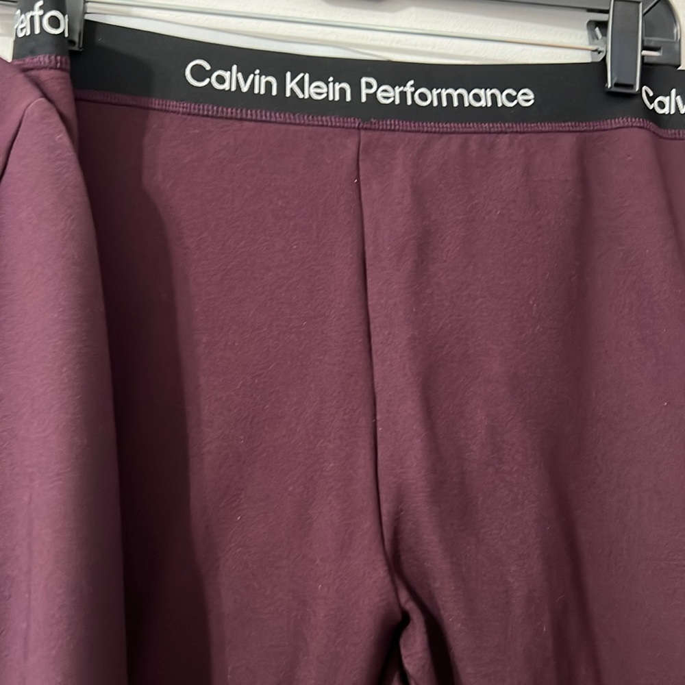 Calvin Klein Performance Matching Set - Picture 3 of 7